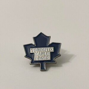 Toronto Maple Leafs Pin NHL Hockey Pinback